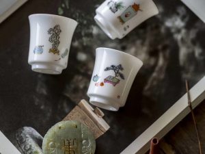 Blanc De Chine Elegant Gongfu Teacup|Ceramitique